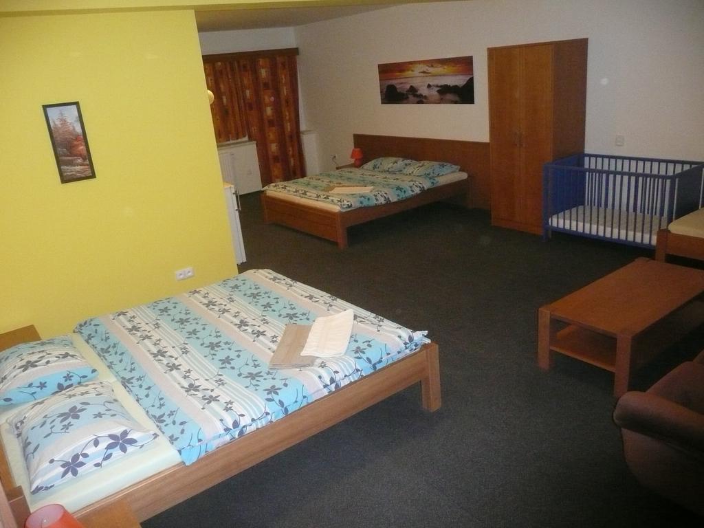 Hotel Fojtu Bruntal Ngoại thất bức ảnh