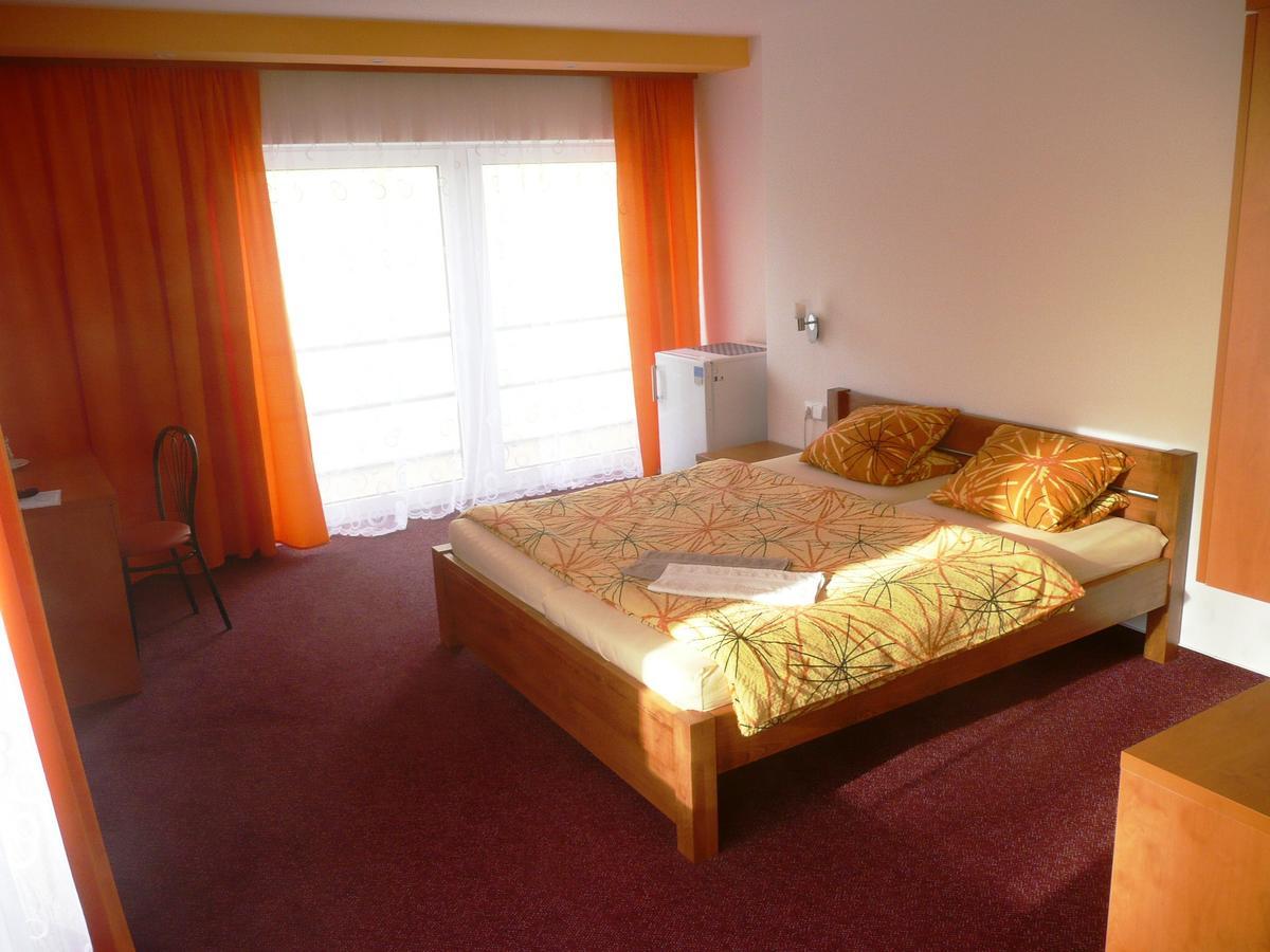 Hotel Fojtu Bruntal Ngoại thất bức ảnh